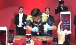 快乐吃瓜娱乐新闻最新消息,快乐吃瓜，明星隐私再掀波澜！