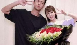 杨紫与李现最新爆料,甜蜜互动引粉丝尖叫，幕后故事揭秘