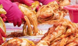 辣白菜爆料新闻,揭秘明星私生活背后的惊人真相